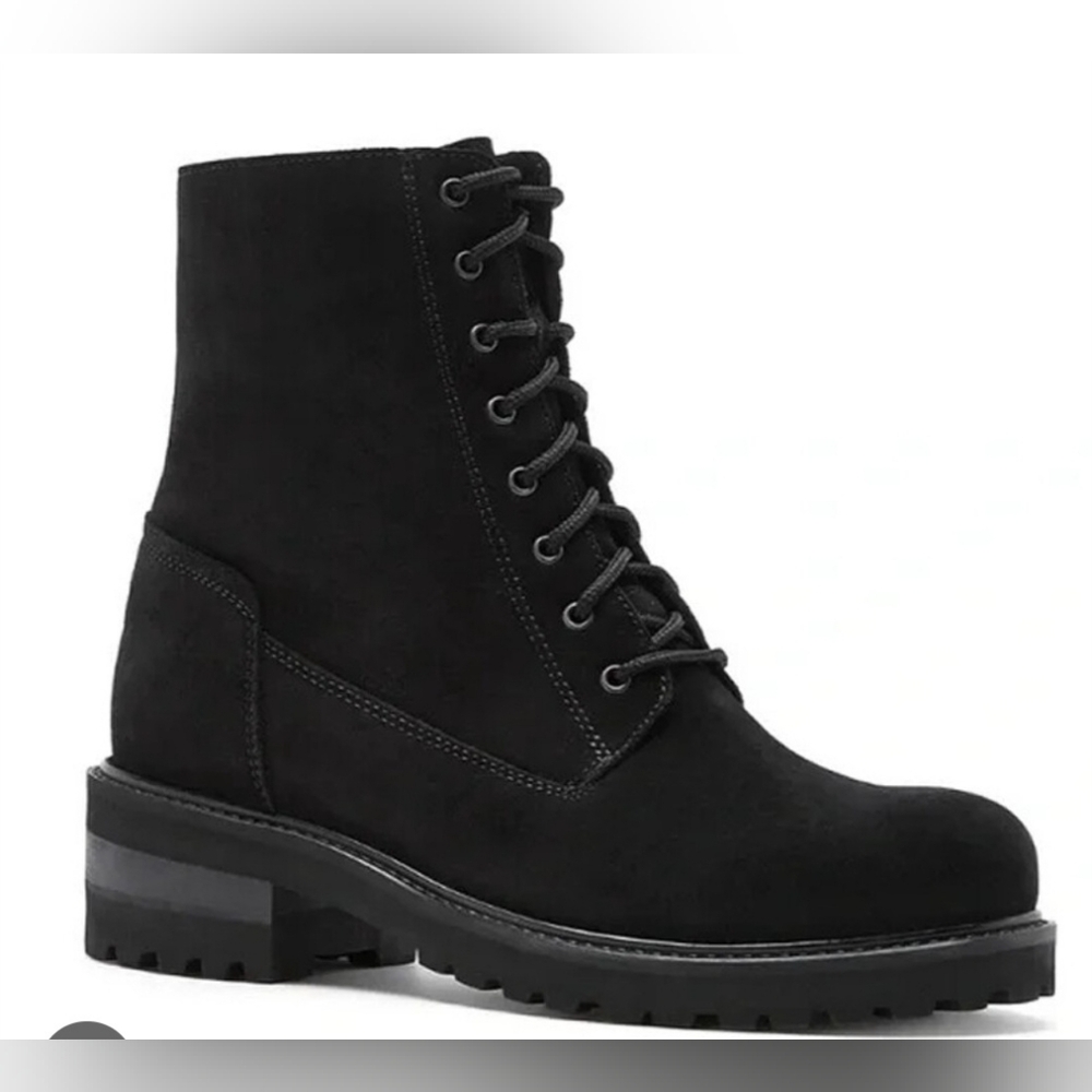 SIZE. 7.5.  La Canadienne Black Lace-Up Ankle Boots